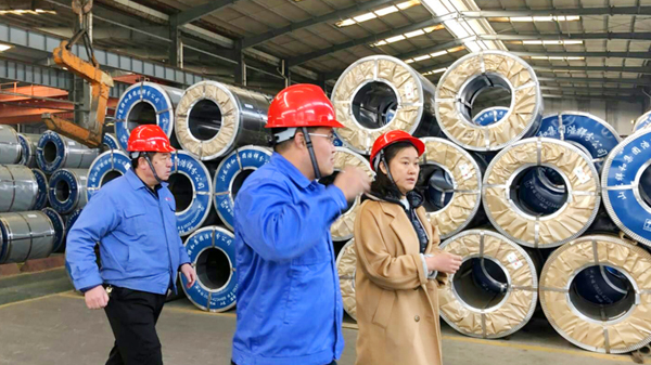 集團公司領導開班走訪慰問生產一線